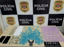 homem-e-preso-com-mais-de-800-porcoes-de-drogas-em-sao-jose-dos-campos,-sp