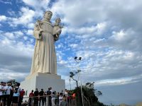 estatua-de-20-metros-em-homenagem-ao-padroeiro-de-caraguatatuba-e-inaugurada-no-morro-de-santo-antonio