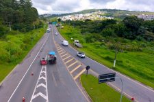 idoso-morre-atropelado-por-caminhao-em-braganca-paulista,-sp