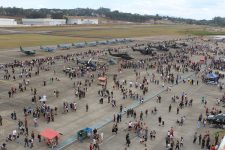 esquadrilha-da-fumaca-atrai-40-mil-pessoas-em-evento-de-aviacao-em-taubate;-fotos