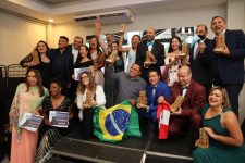 prefeitura-de-sao-sebastiao-recebe-premio-internacional-de-turismo-no-panama