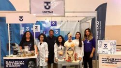 universitarios-da-area-da-saude-vivenciam-a-pratica-da-profissao-em-evento-internacional