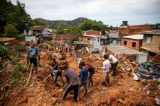 vila-sahy,-em-sao-sebastiao,-deve-receber-sistema-de-sirenes-para-alertar-sobre-temporais;-saiba-como-vai-funcionar