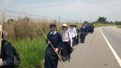 apos-percorrer-mais-de-75-km-a-pe,-freiras-peregrinas-chegam-ao-santuario-de-aparecida:-‘muito-emocionadas’