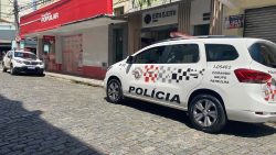 joalheria-e-invadida-e-furtada-no-centro-de-taubate;-todas-joias-e-relogios-foram-levadas