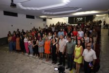 camara-municipal-de-guaratingueta-entrega-certificados-do-projeto-“escola-atenta-ao-bullying”