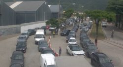 balsa-entre-sao-sebastiao-e-ilhabela-tem-fila-de-3h30-na-manha-desta-quarta-feira