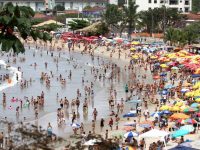 quanto-custa-passar-o-reveillon-na-praia-no-litoral-norte-de-sp?-veja-diferenca-de-preco-de-porcoes,-bebidas-e-hospedagens