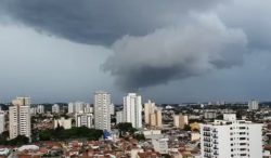 inmet-renova-alerta-para-chuvas-intensas-no-vale-do-paraiba;-veja-previsao