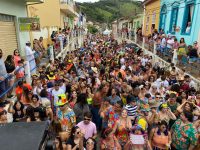 sao-luiz-do-paraitinga-volta-a-ter-folia-de-carnaval-apos-quatro-anos;-veja-a-programacao