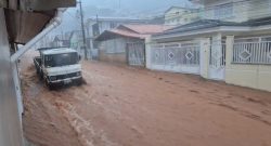 chuva-causa-queda-de-pontes,-alagamentos-e-deslizamentos-em-paraibuna,-sp