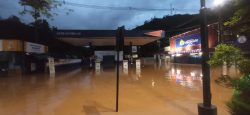 chuva-forte-em-monteiro-lobato-(sp)-causa-estragos-e-deixa-cerca-de-100-pessoas-fora-de-casa