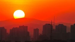 previsao-de-calor:-temperaturas-devem-passar-dos-30°c-a-partir-desta-quarta-feira-(13)-na-regiao